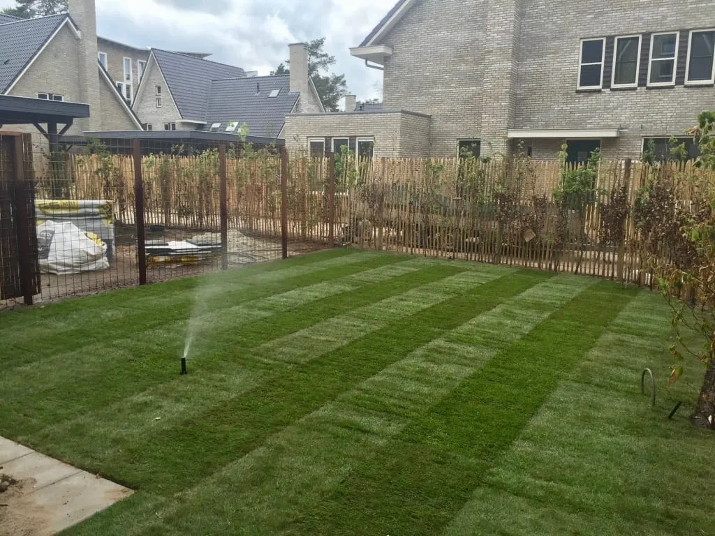 Graszoden leggen zeist