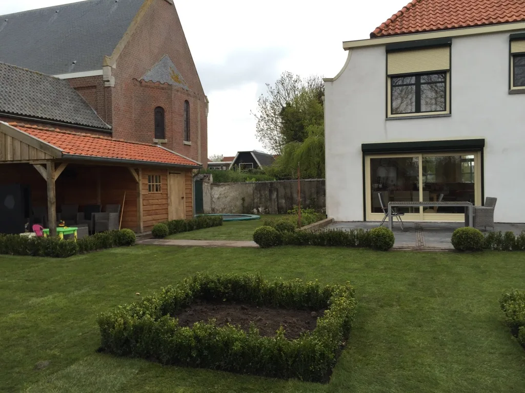 De Heen 420 m2 graszoden aanleggen