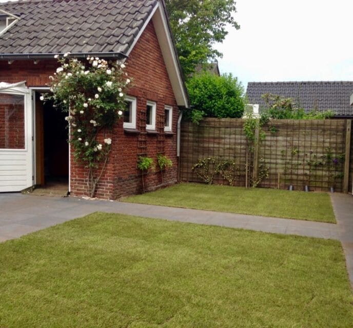 Graszoden leggen Almelo