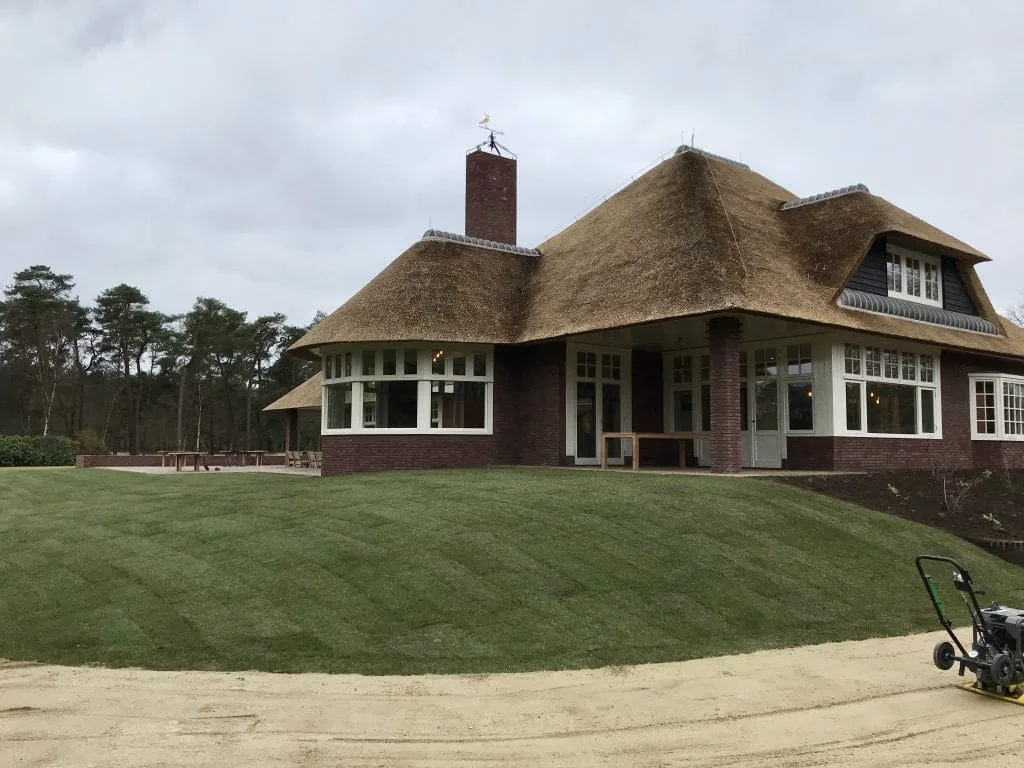 Graszoden leggen Hilversum