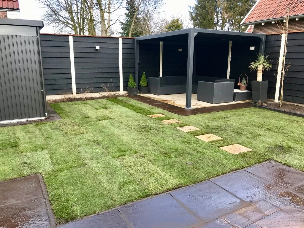 Graszoden leggen Almelo