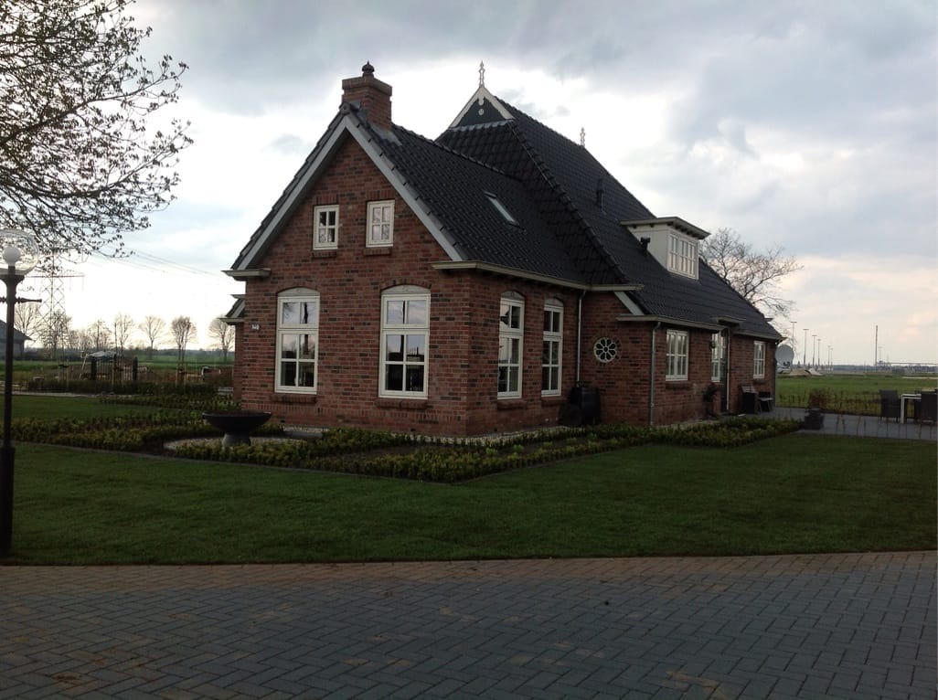 Graszoden villa Oostwold
