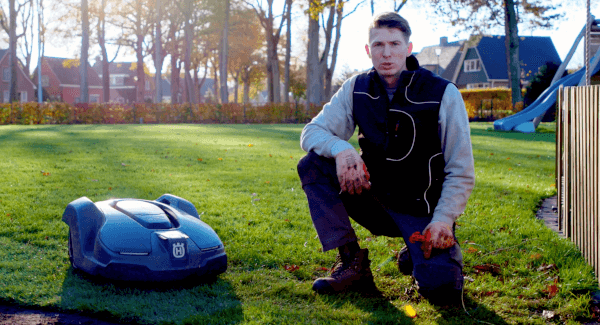 Graszoden de eerste keer maaien met een robotmaaier