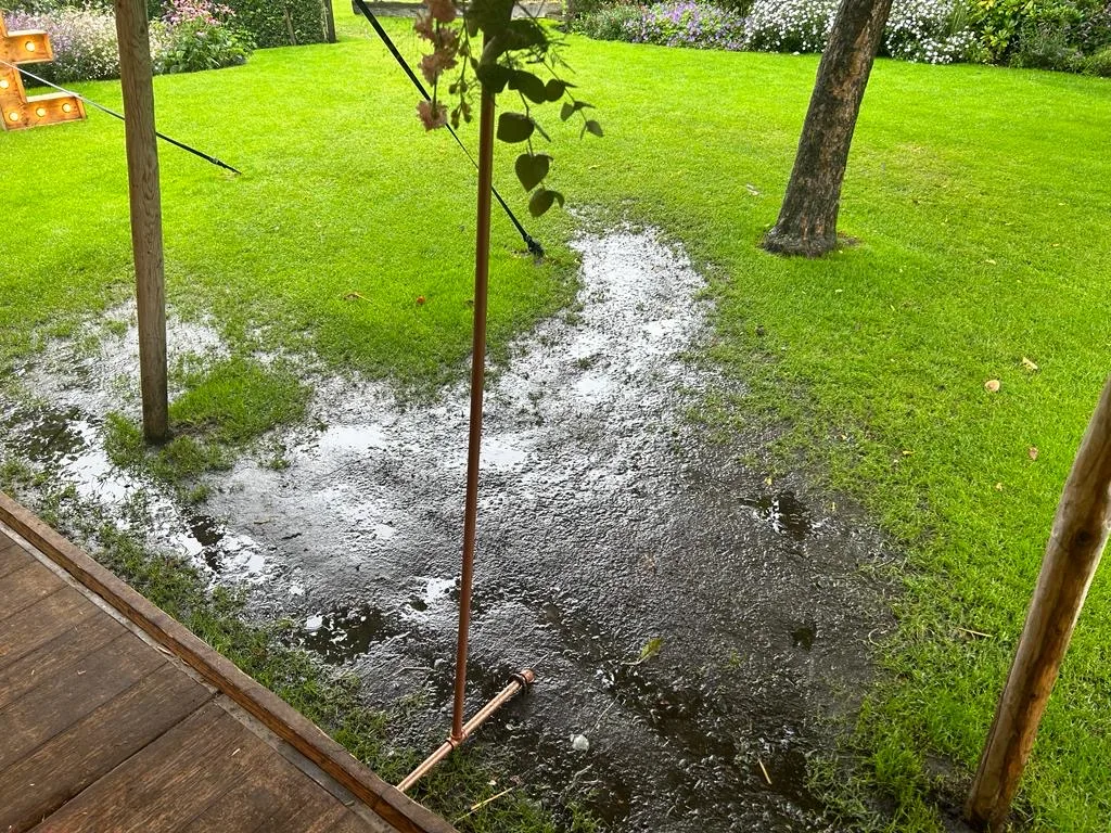 Wateroverlast gazon plassen